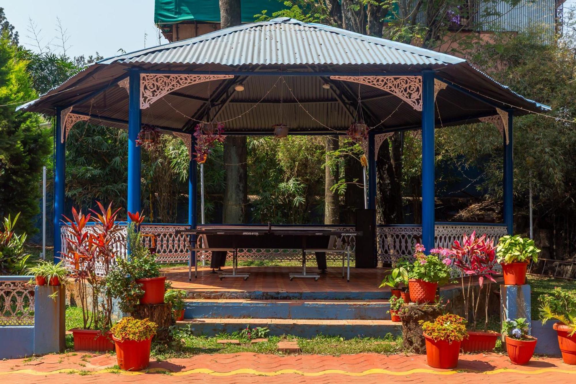 Il Palazzo Villas Panchgani Exteriör bild