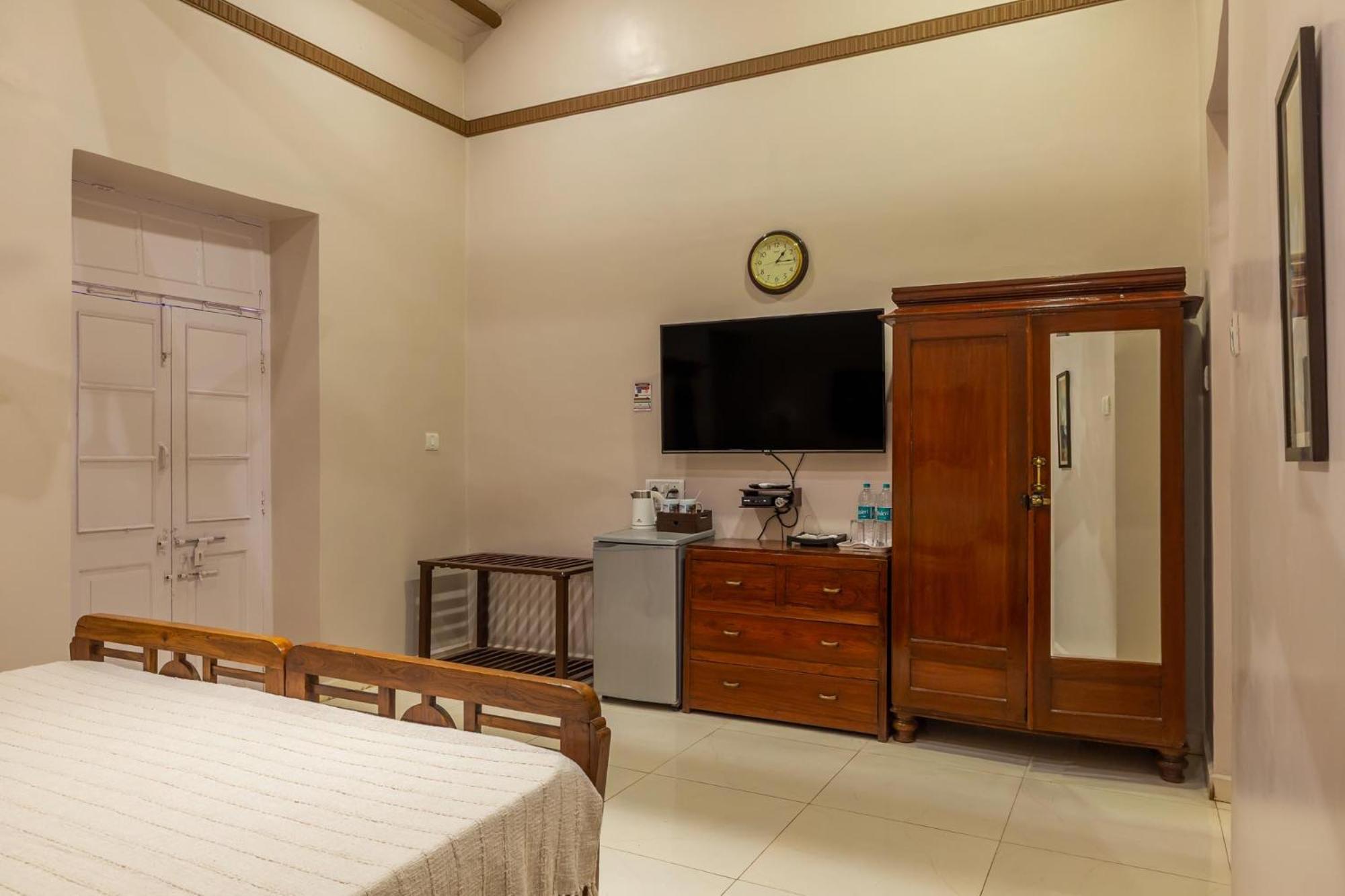 Il Palazzo Villas Panchgani Exteriör bild