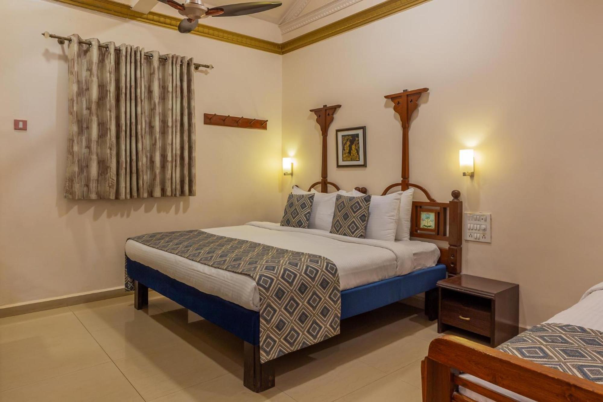 Il Palazzo Villas Panchgani Exteriör bild